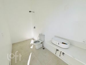 Image 31 - 876710