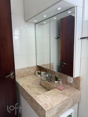 Image 11 - 876712