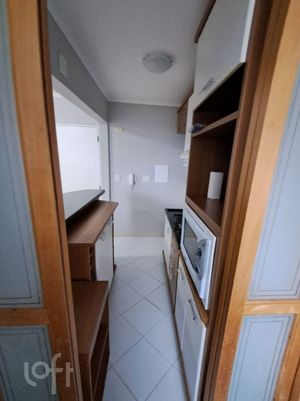 Image 8 - 876713