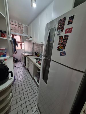 Image 6 - 876716