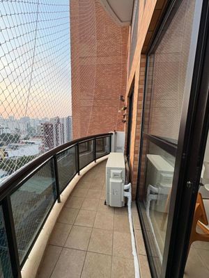 Image 6 - 876719
