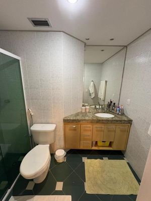 Image 21 - 876719