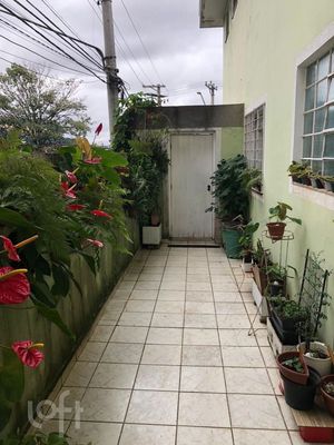 Image 21 - 876721