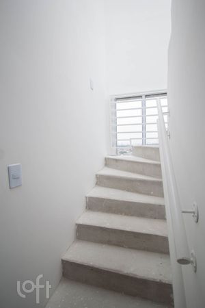Image 17 - 876728