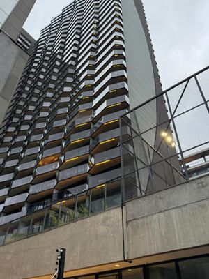 Image 19 - 876770