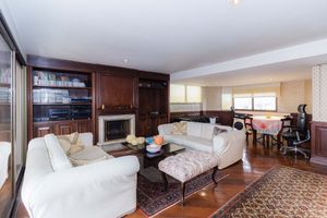 Image 34 - 876772