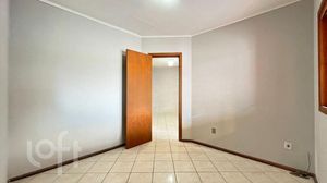 Image 18 - 876778