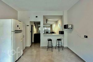 Image 4 - 876779