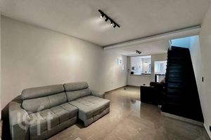 Image 33 - 876779
