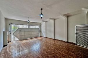 Image 31 - 876779