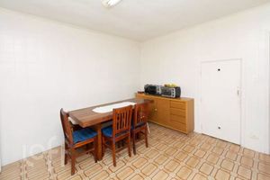 Image 19 - 876781