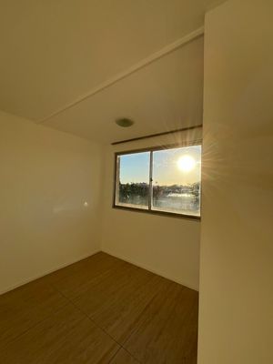 Image 1 - 876786