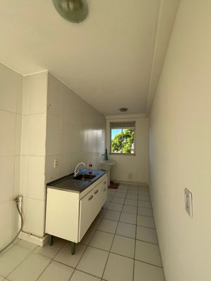 Image 6 - 876786