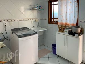 Image 23 - 876789