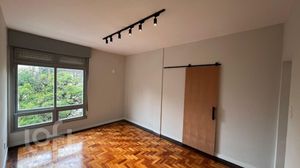 Image 16 - 876790