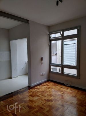 Image 4 - 876790