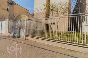 Image 21 - 876797