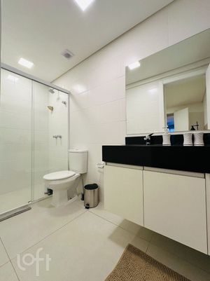 Image 19 - 876801