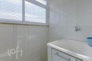 Image 8 - 876809
