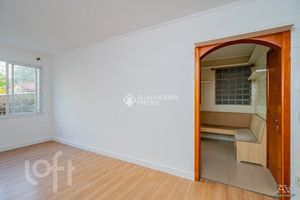 Image 22 - 876822