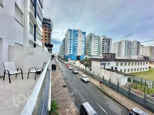 Image 6 - 876826