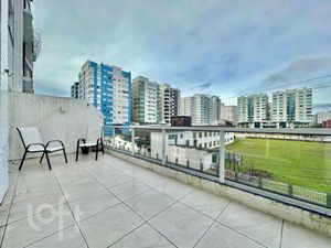 Image 1 - 876826