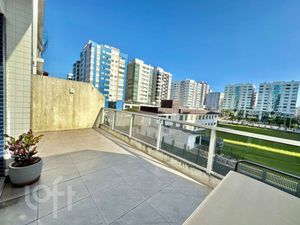 Image 14 - 876826