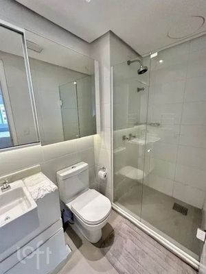 Image 15 - 876837