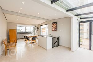 Image 6 - 876842
