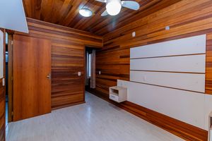 Image 4 - 876850