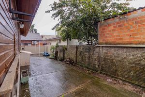 Image 32 - 876850