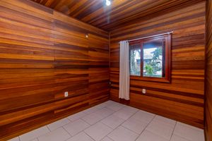 Image 16 - 876850