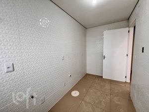 Image 13 - 876859