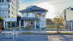 Image 24 - 876860