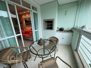 Image 18 - 876861