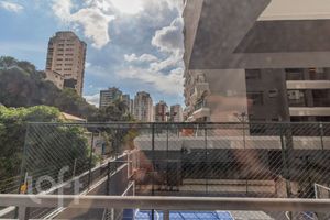 Image 11 - 876863