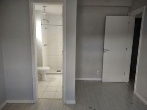 Image 3 - 876864