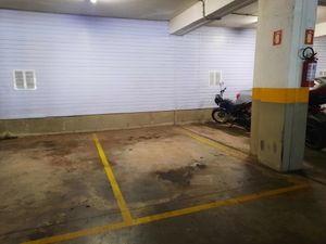 Image 15 - 876868