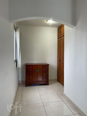 Image 6 - 876869