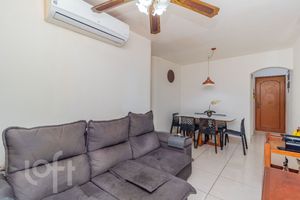Image 39 - 876869