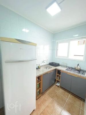 Image 4 - 876878
