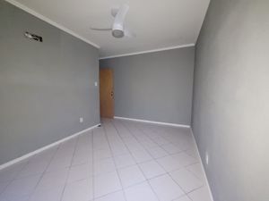 Image 9 - 876884