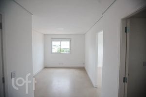 Image 9 - 876886
