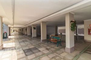 Image 19 - 876888