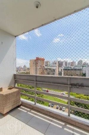 Image 7 - 876888