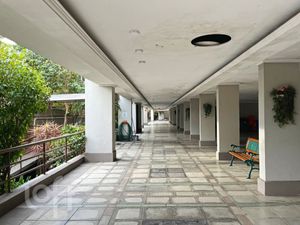 Image 32 - 876888