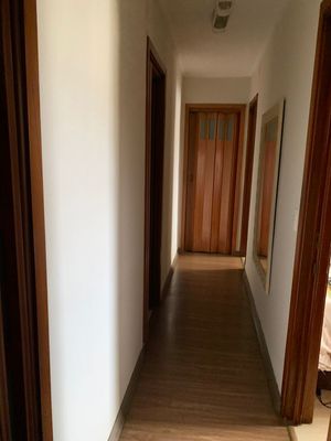 Image 18 - 876889