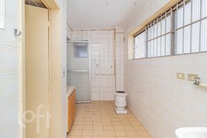 Image 31 - 876894