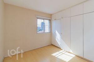 Image 7 - 876894