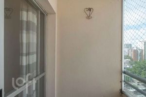 Image 7 - 876903